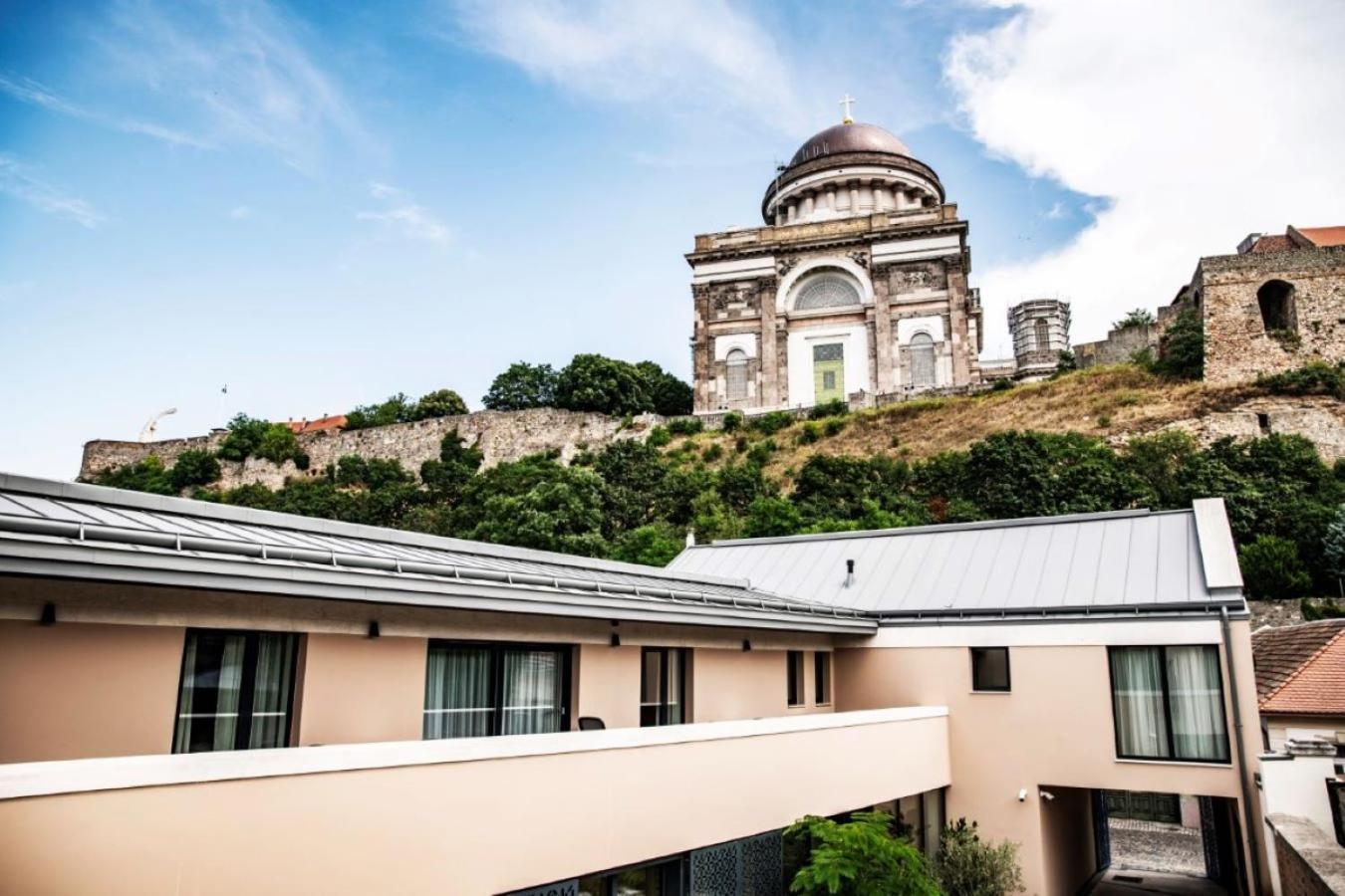 Villa Gran Естерґом Екстер'єр фото